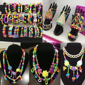 Boit de perles en argile pour la fabrication de bijoux enfant V5